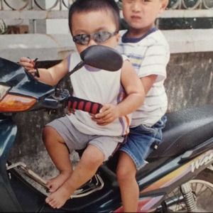 Meet your Posher, Phillip